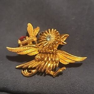 Boucher rhinestone gold tone bird brooch